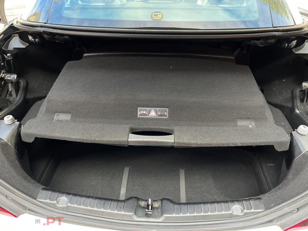 Mercedes-Benz SLC V6