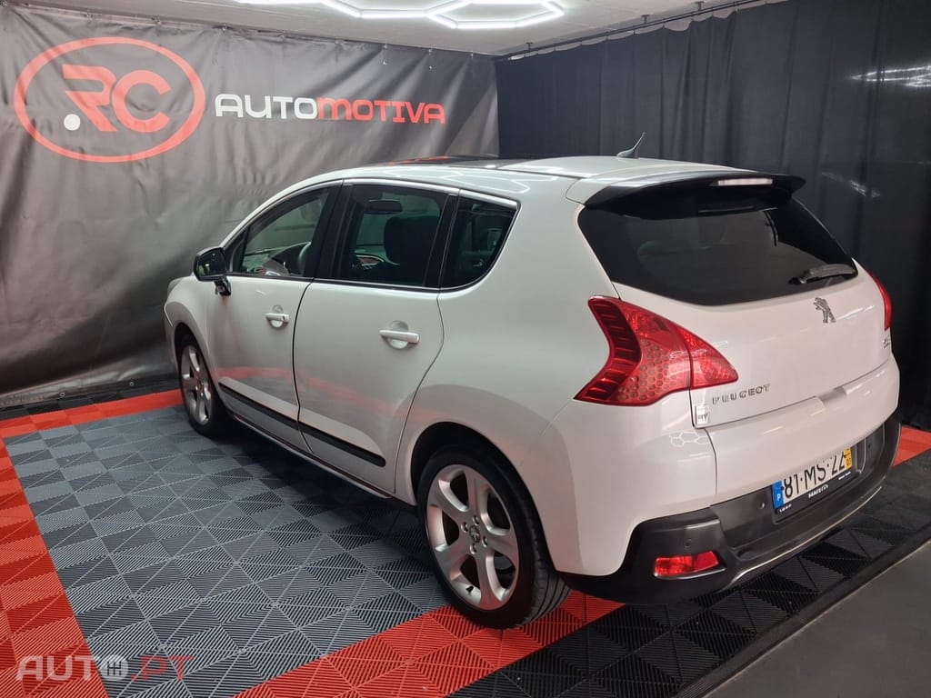 Peugeot 3008 2.0 HDi Hybrid4 Limited Edition — fotografia 6