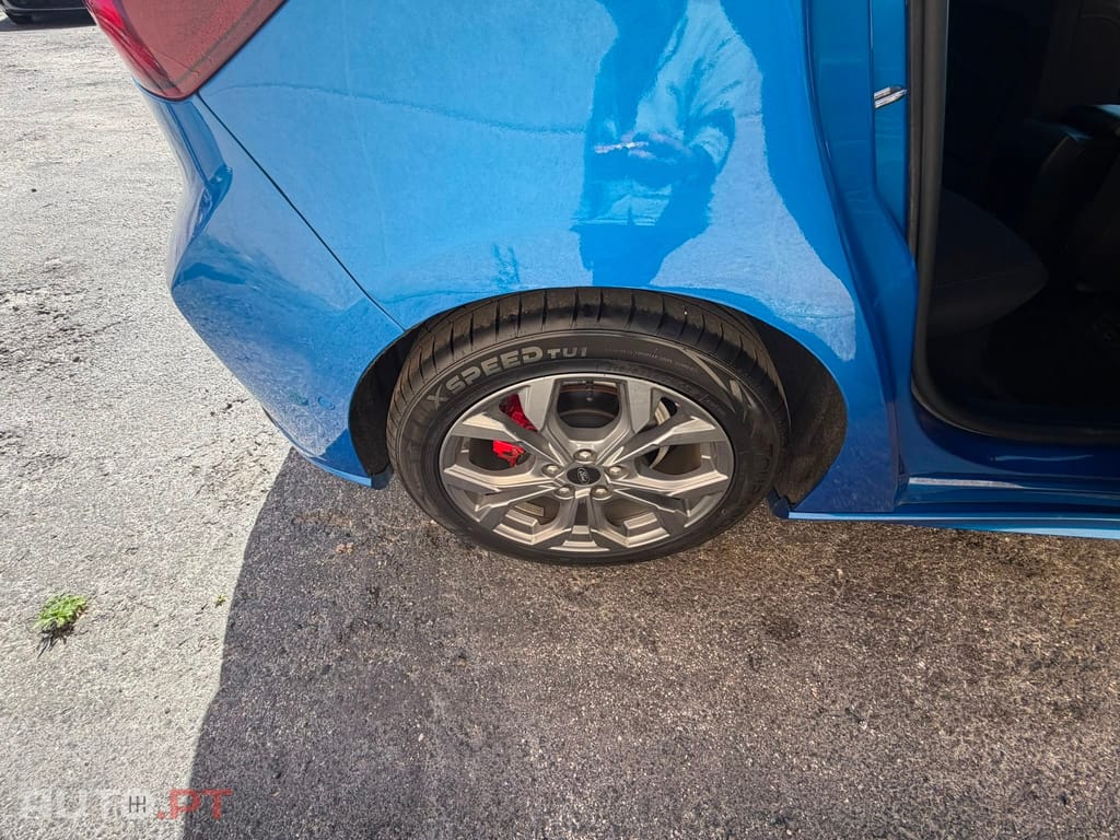 Ford Focus 1.0 EcoBoost MHEV Active