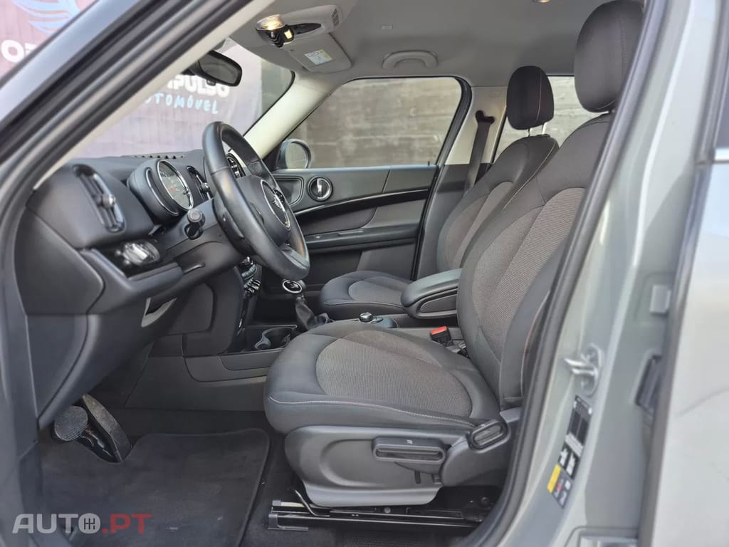 MINI Countryman Cooper SE ALL4 Sport Edition Auto