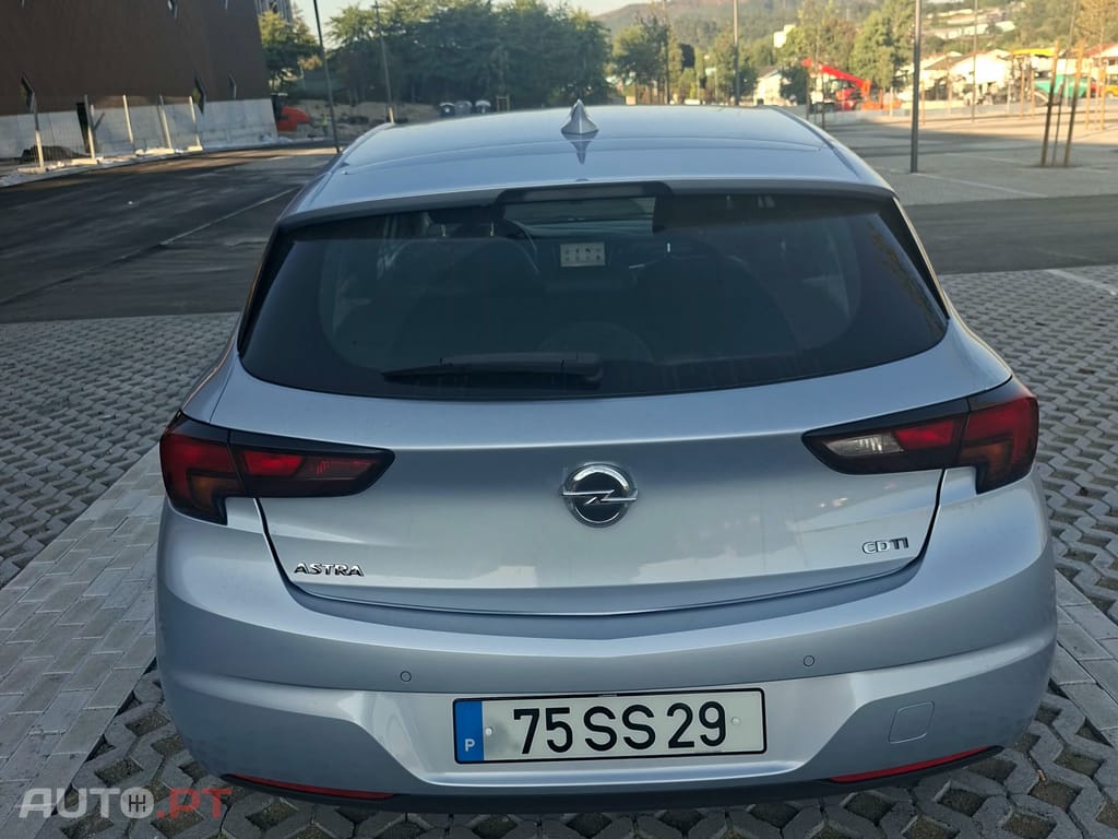 Opel Astra K