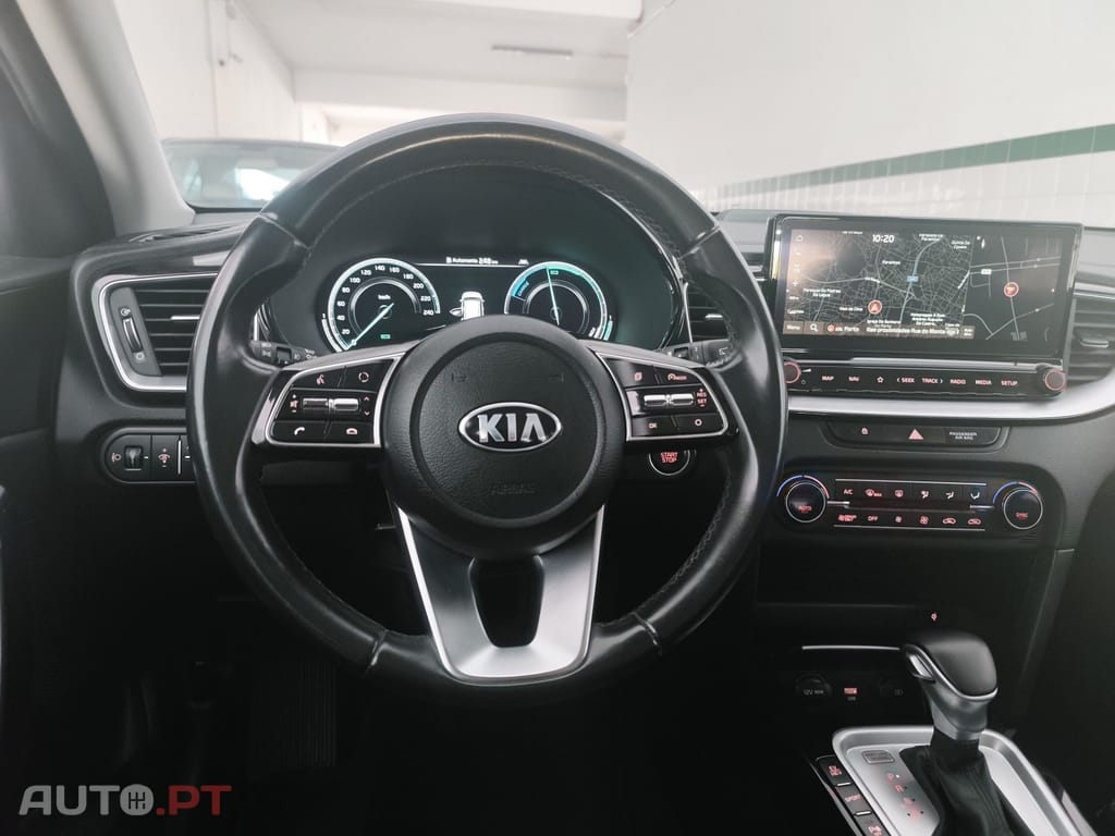 Kia Ceed SW 1.6 GDi PHEV Tech 6DCT
