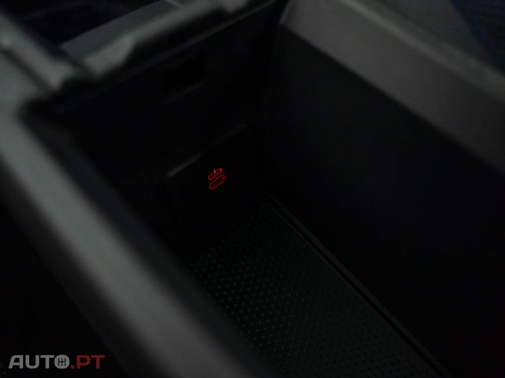 BMW 118 i Pack Desportivo M Auto