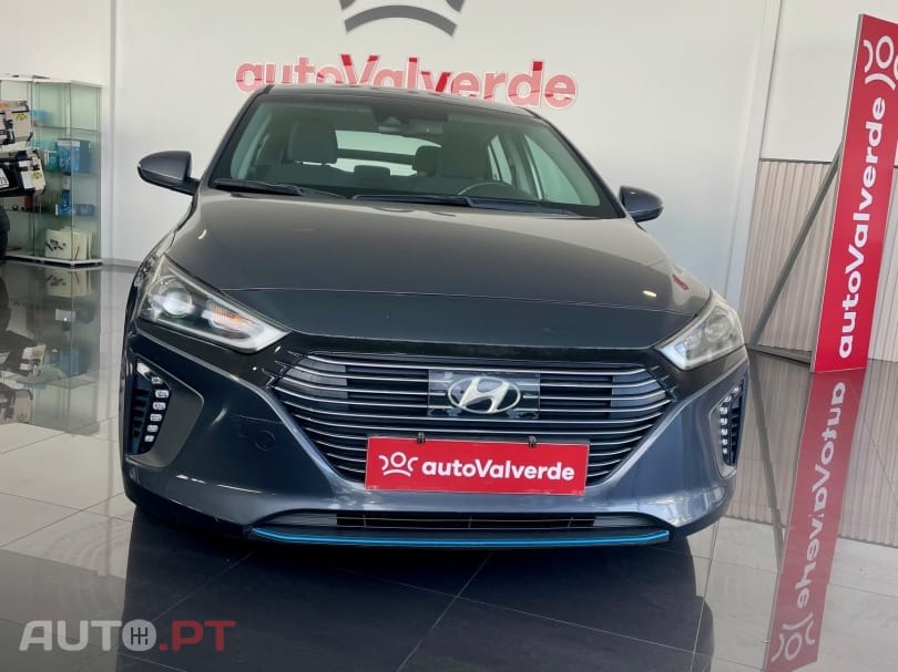 Hyundai Ioniq 1.6 GDI HEV Hybrid Tech