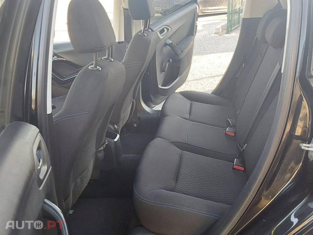 Peugeot 208 1.2 PureTech Allure