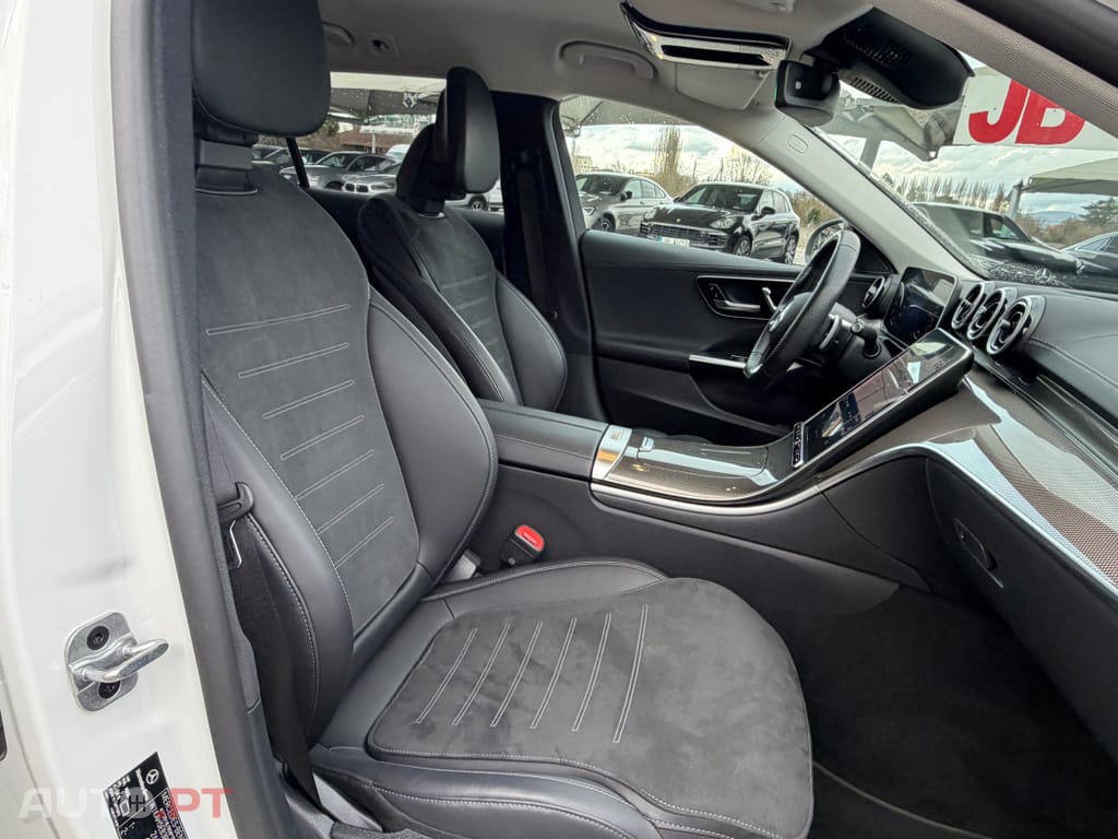 Mercedes-Benz C 300 e AMG Line