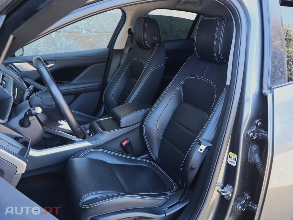 Jaguar I-Pace EV400 SE AWD