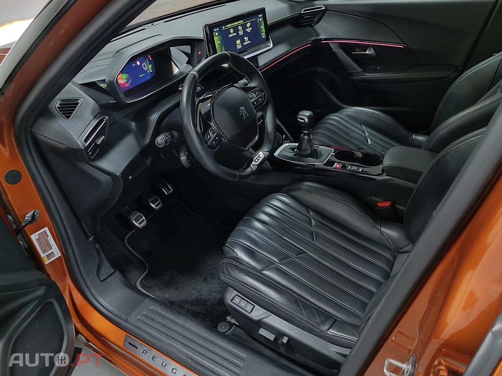 Peugeot 2008 1.2 PureTech GT Line