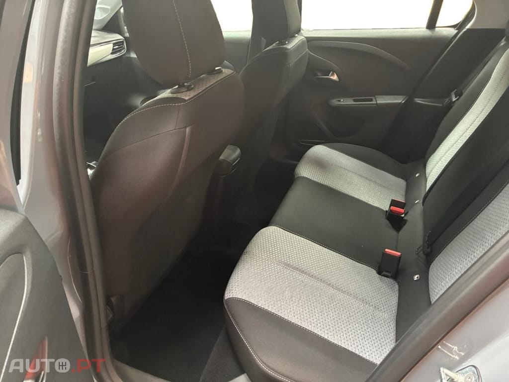 Opel Corsa 1.2 T Hybrid eDCT