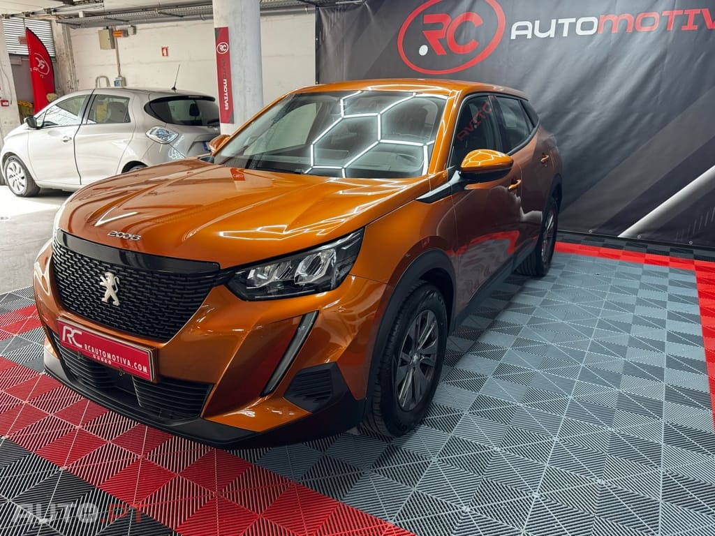 Peugeot 2008 1.2 PureTech Allure