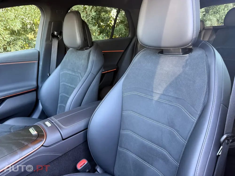 Mercedes-Benz E 300 de AMG LINE