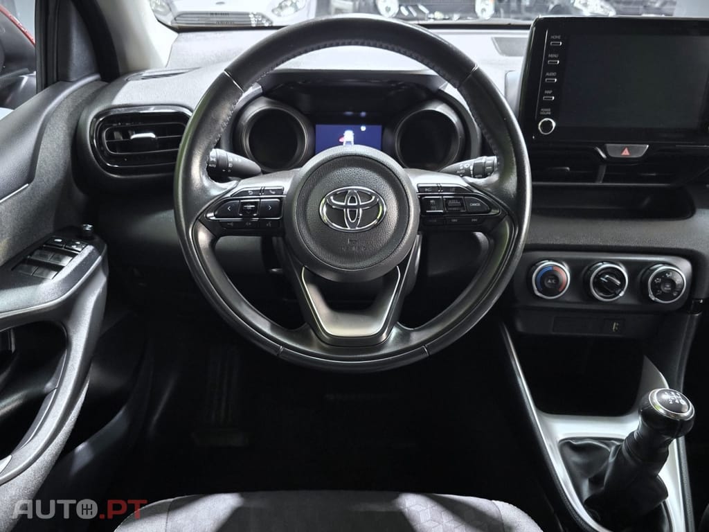 Toyota Yaris 1.0 VVT-i Exclusive