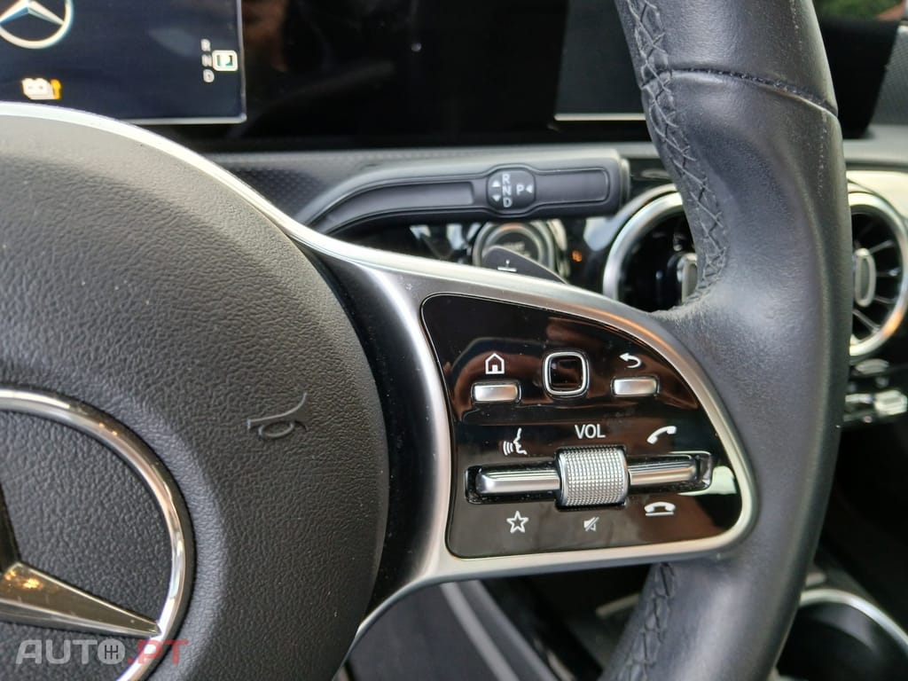 Mercedes-Benz A 250 e