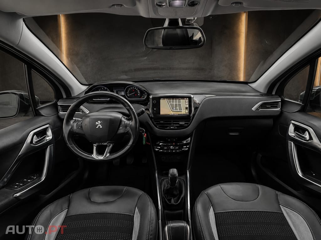 Peugeot 2008 1.2 PureTech Allure