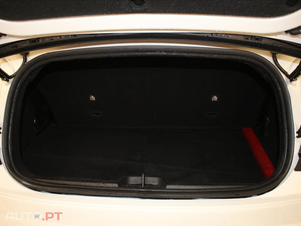 Fiat 500e (RED)