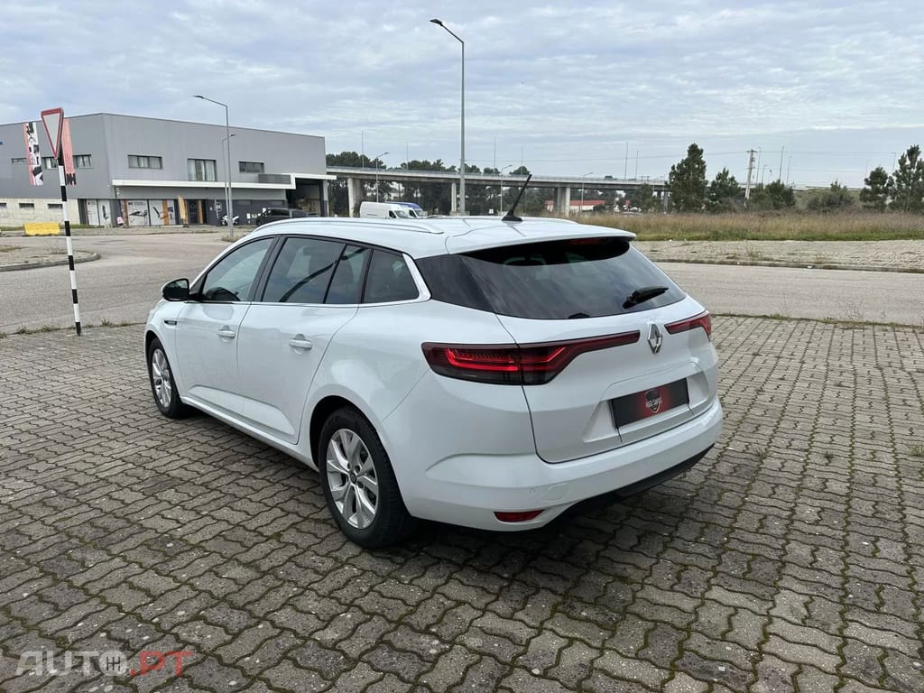 Renault Mégane Sport Tourer 1.5 Blue dCi Intens