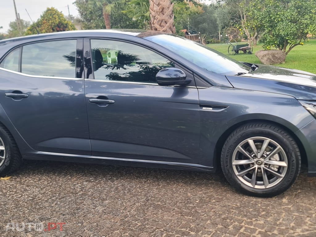 Renault Mégane 1.5 dCi Limited EDC