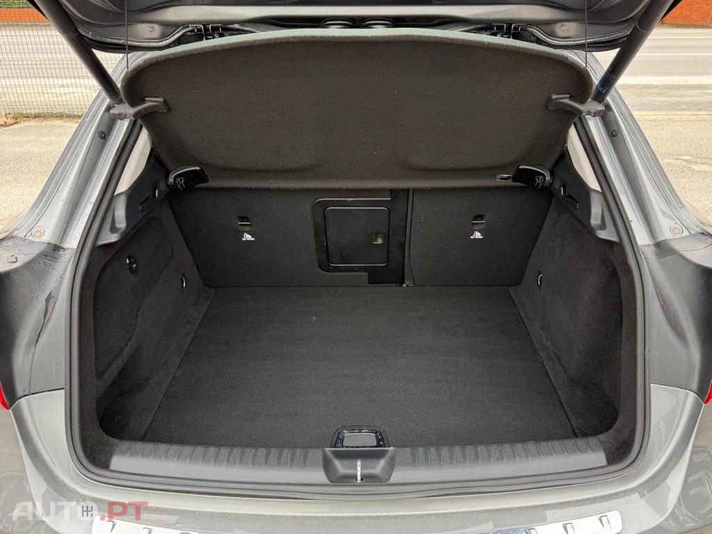 Mercedes-Benz GLA 220 CDI 7G-DCT Urban