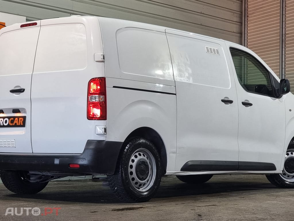 Peugeot Expert 1.6 BlueHDi L1H1 Premium Compact