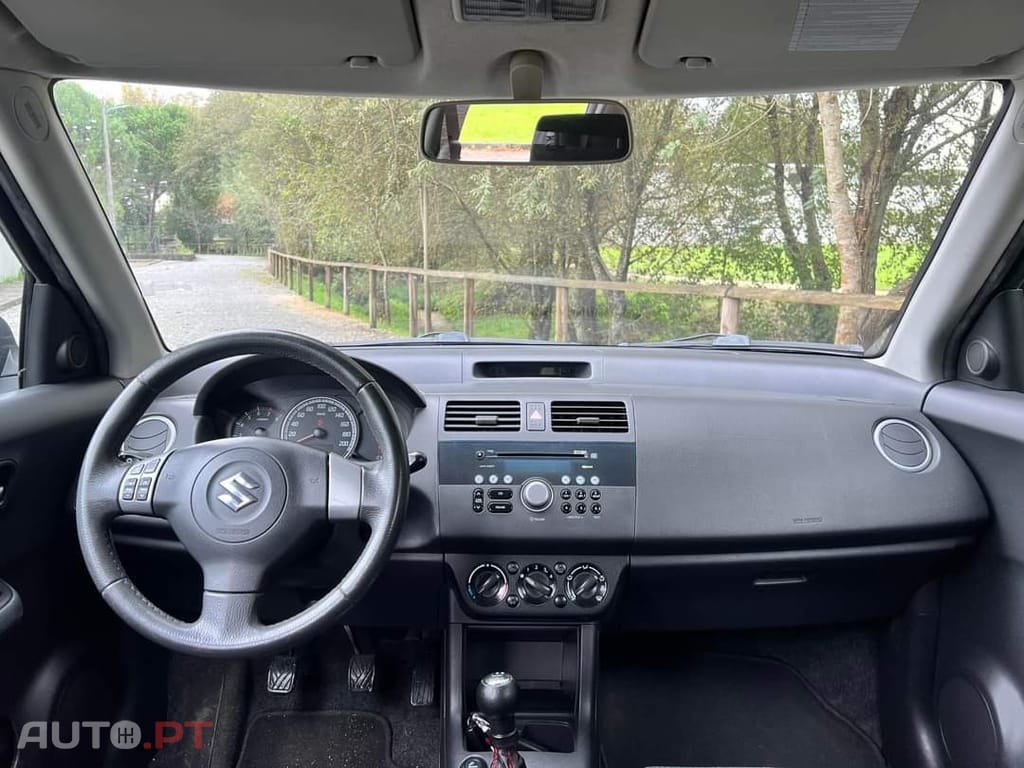 Suzuki Swift 1.3 16V Sport