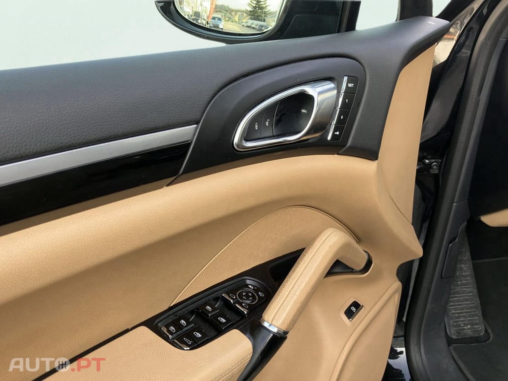 Porsche Cayenne S E-Hybrid