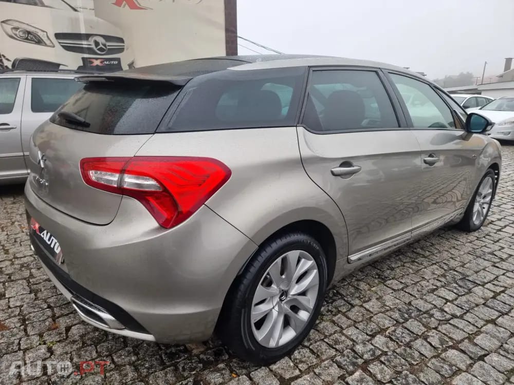 Citroen DS5 2.0 HDi Hybrid4 So Chic CMP6