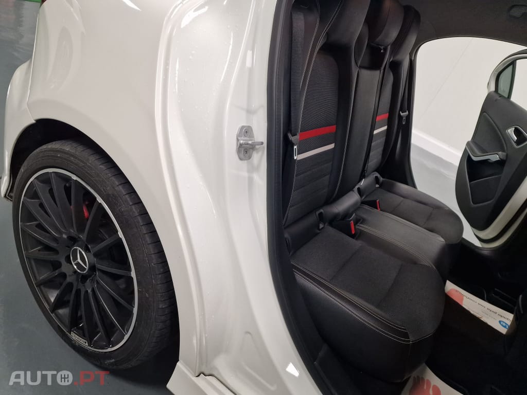 Mercedes-Benz A 180 CDi BlueEfficiency AMG Line