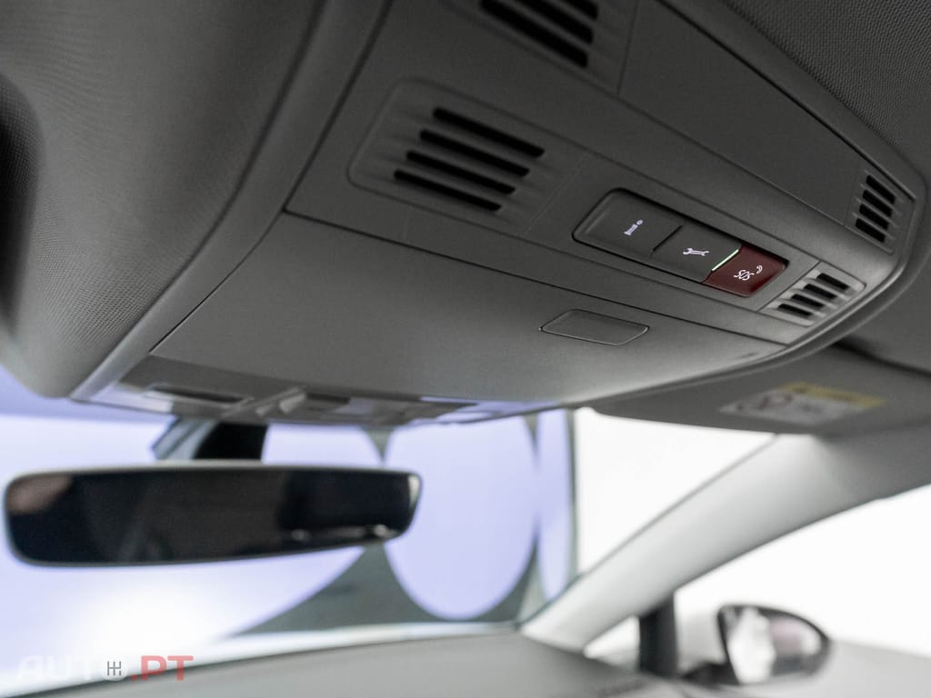 Volkswagen e-Golf AC/DC