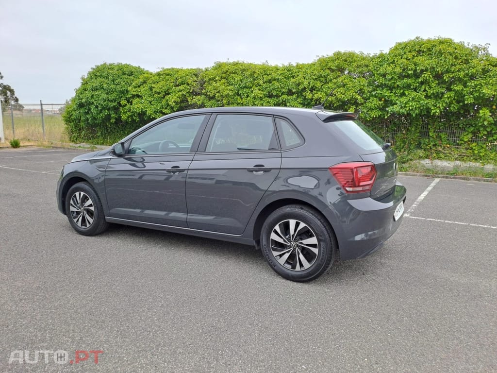 Volkswagen Polo 1.0 Confortline