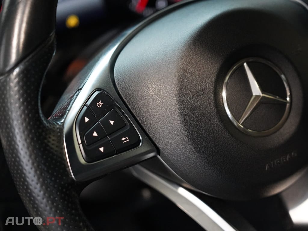 Mercedes-Benz A 160 d AMG Line