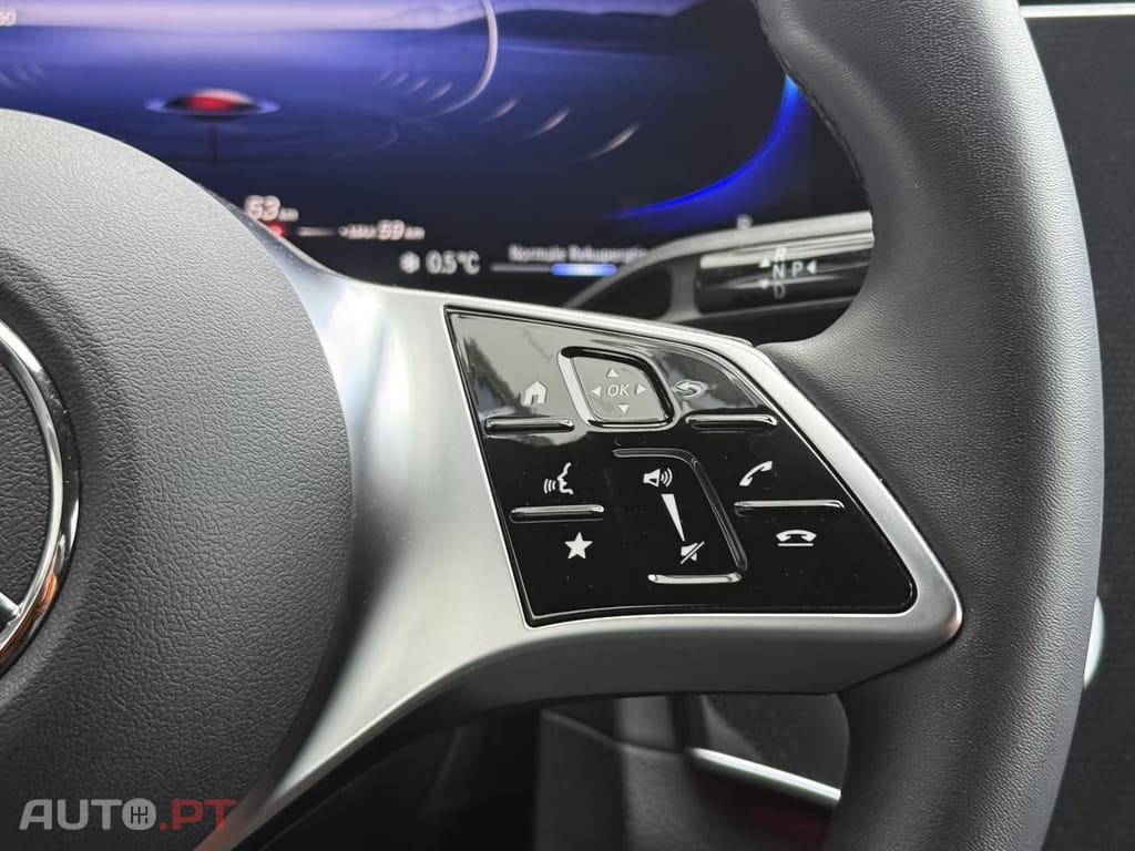 Mercedes-Benz EQE 300 