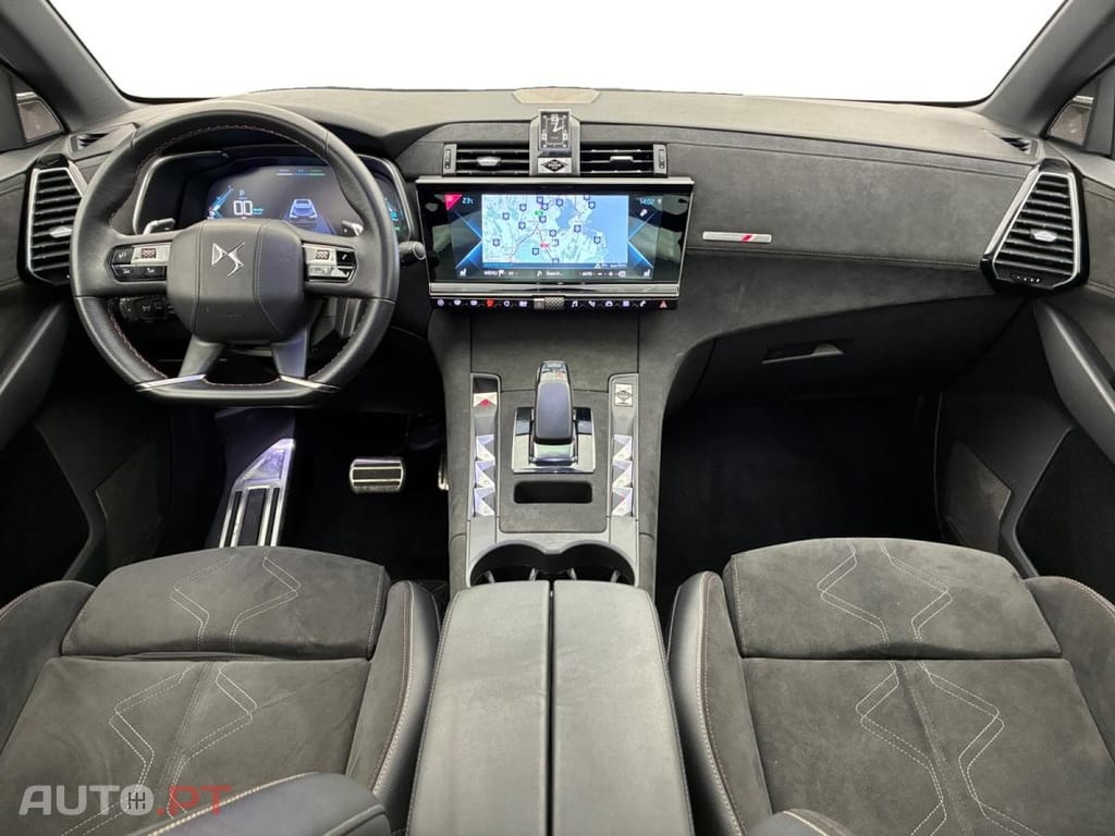 DS DS7 Crossback E-Tense Performance Line EAT8