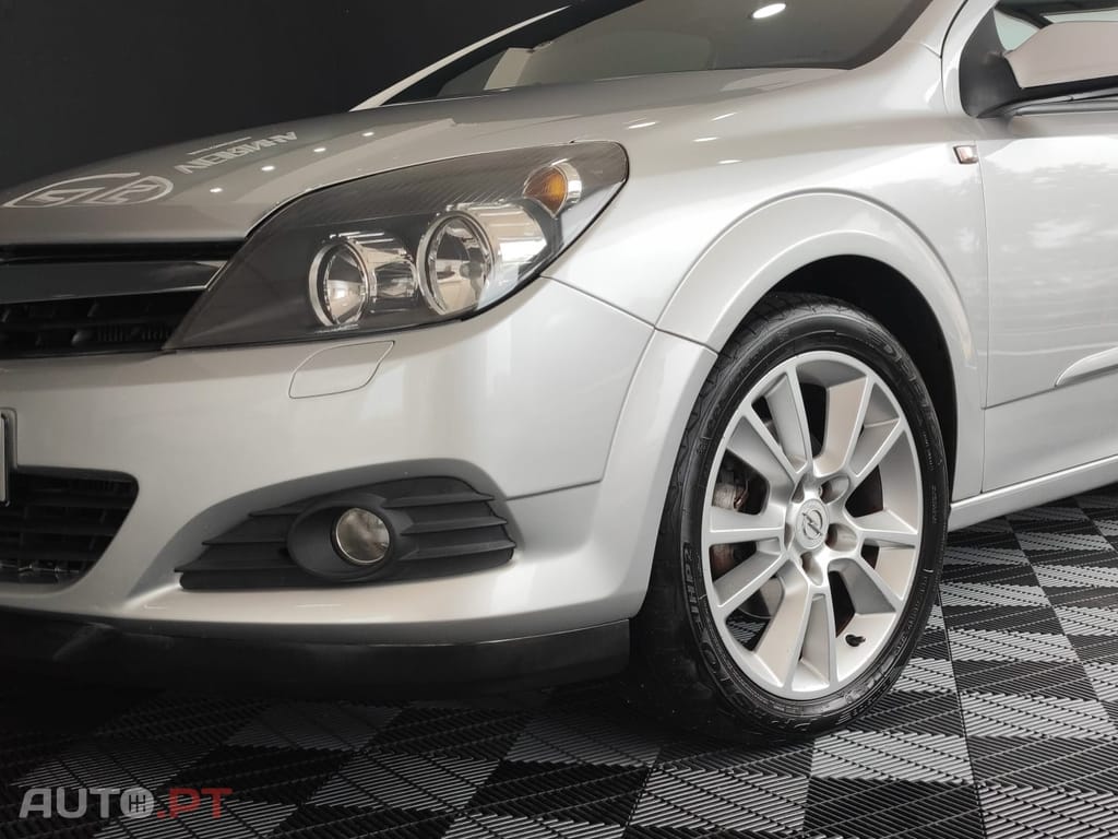 Opel Astra GTC 1.7cdti
