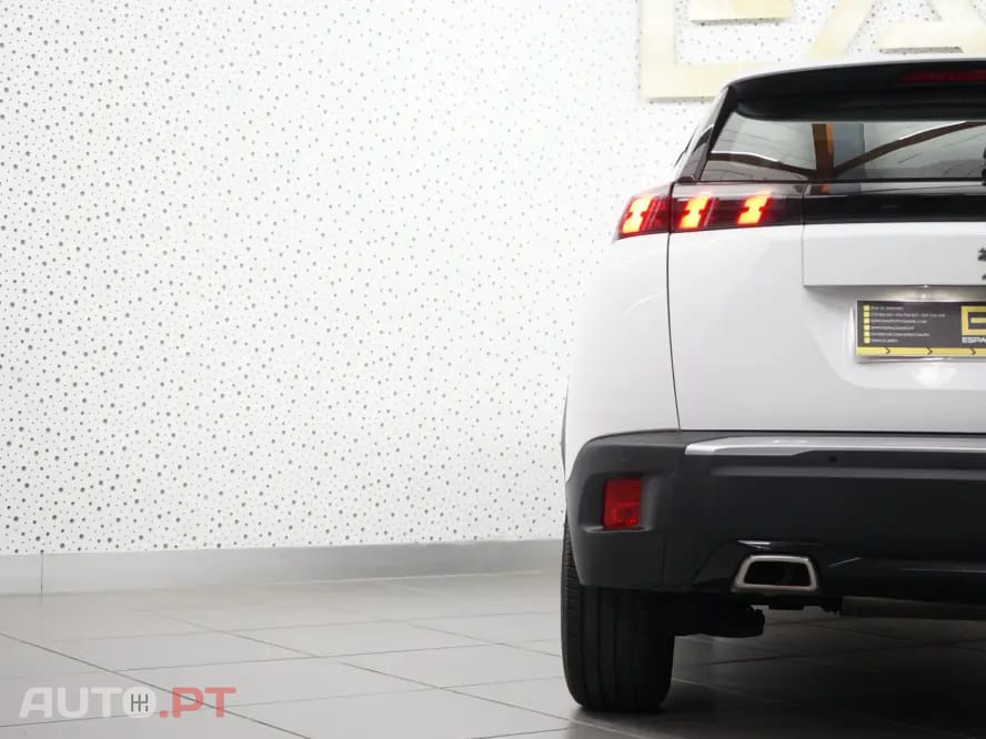 Peugeot 2008 1.2 PureTech Active Pack EAT8