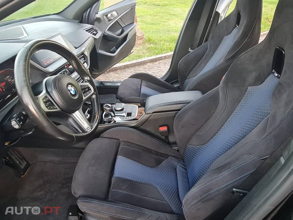 BMW 118 d Pack Desportivo M