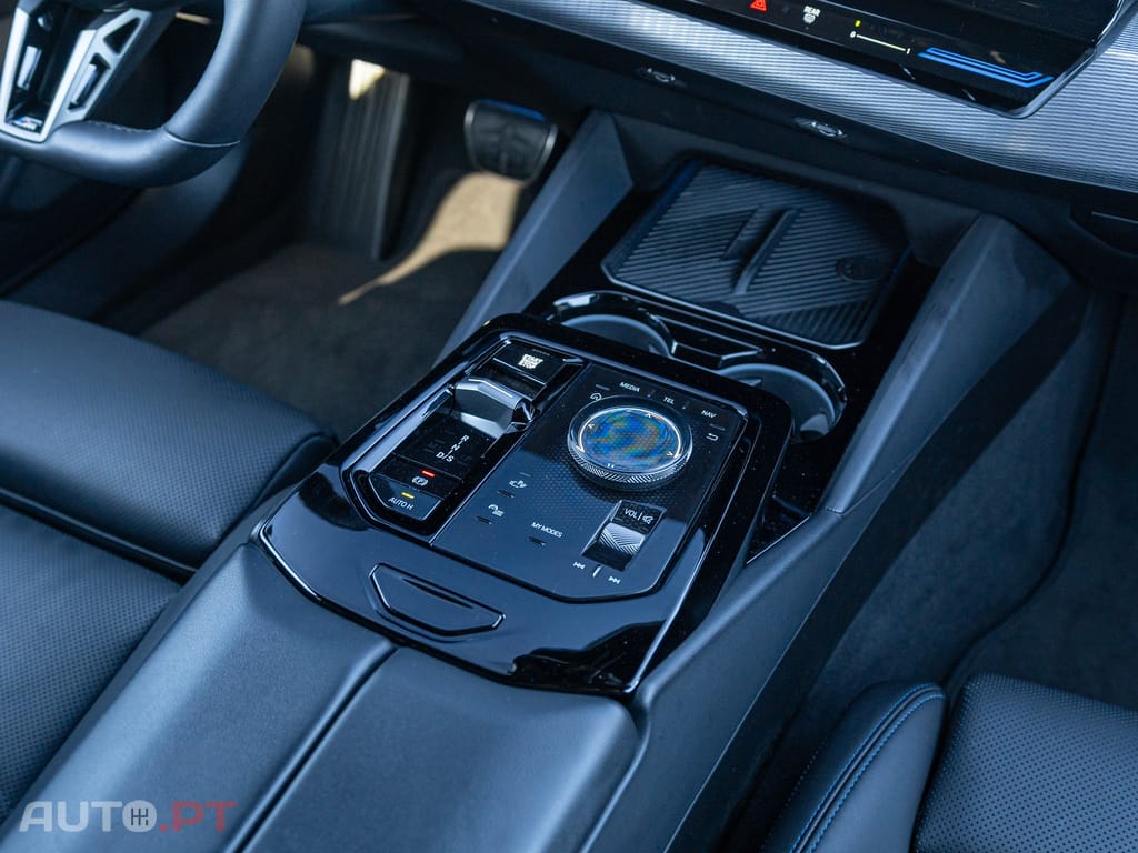 BMW 530 e Pack Desportivo M