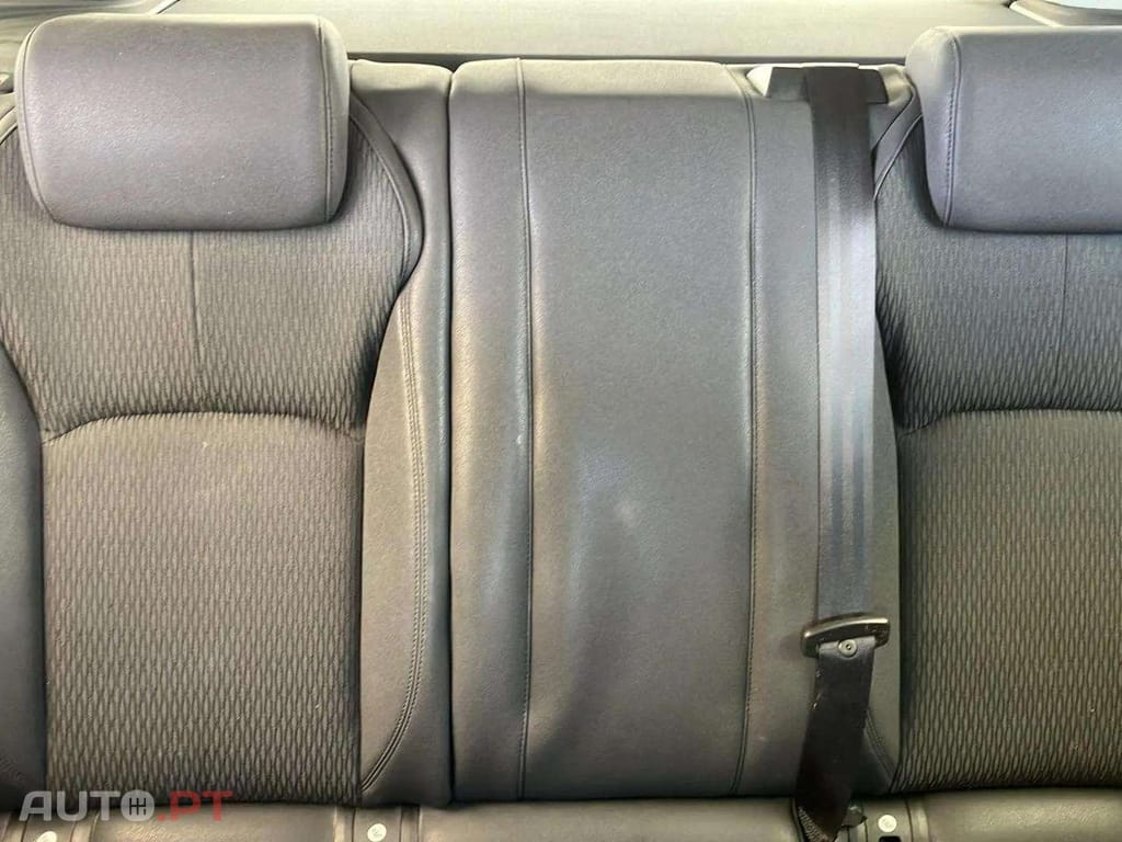 Land Rover Evoque 2.0 eD4 Pure