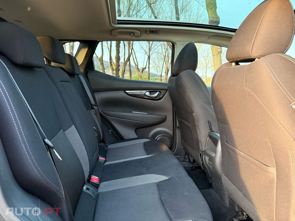 Nissan Qashqai 1.3 DIG-T N-Connecta