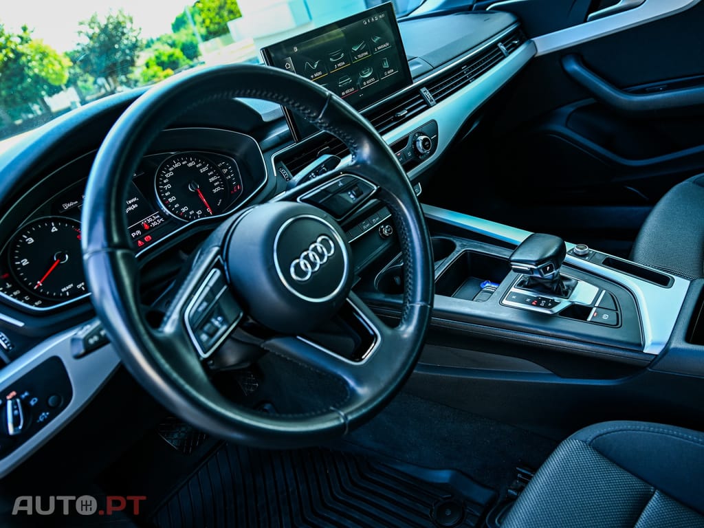 Audi A4 2.0 TDI Design S tronic