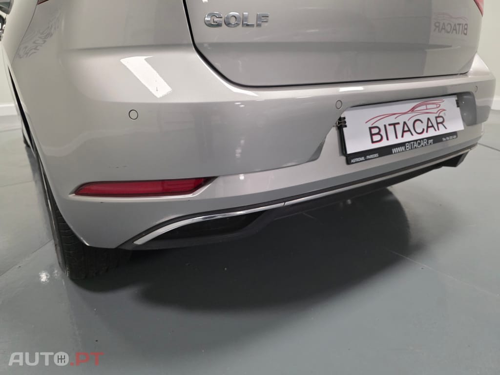 Volkswagen Golf 1.6 TDI Confortline