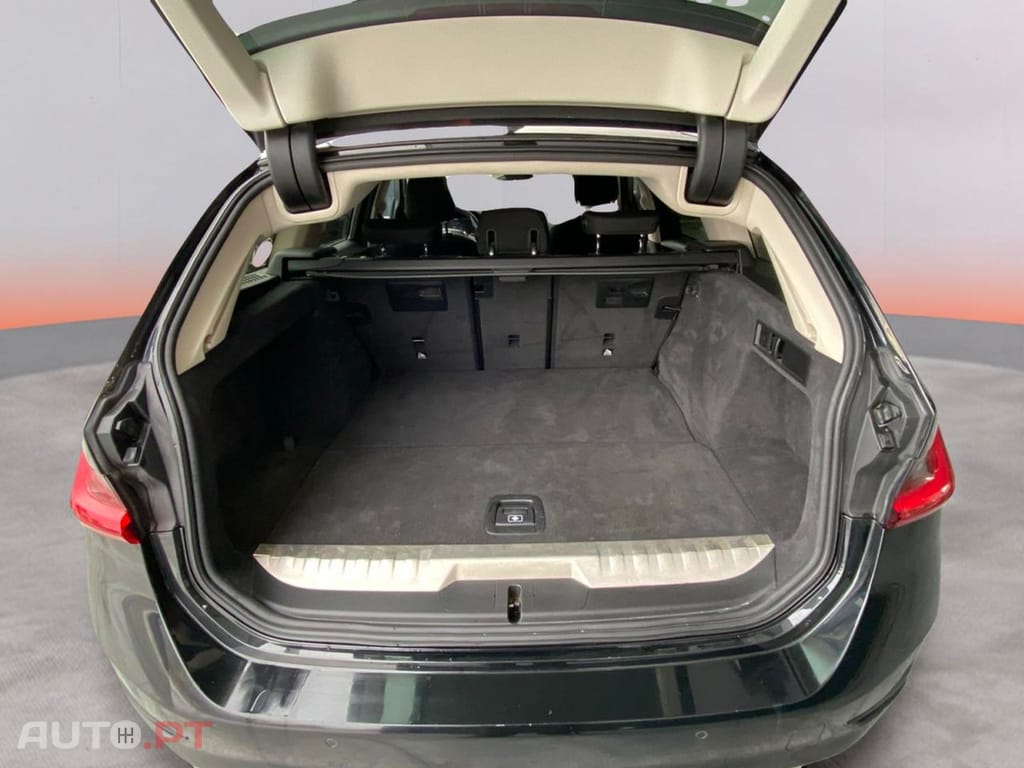 BMW 330 e Corporate Edition Auto