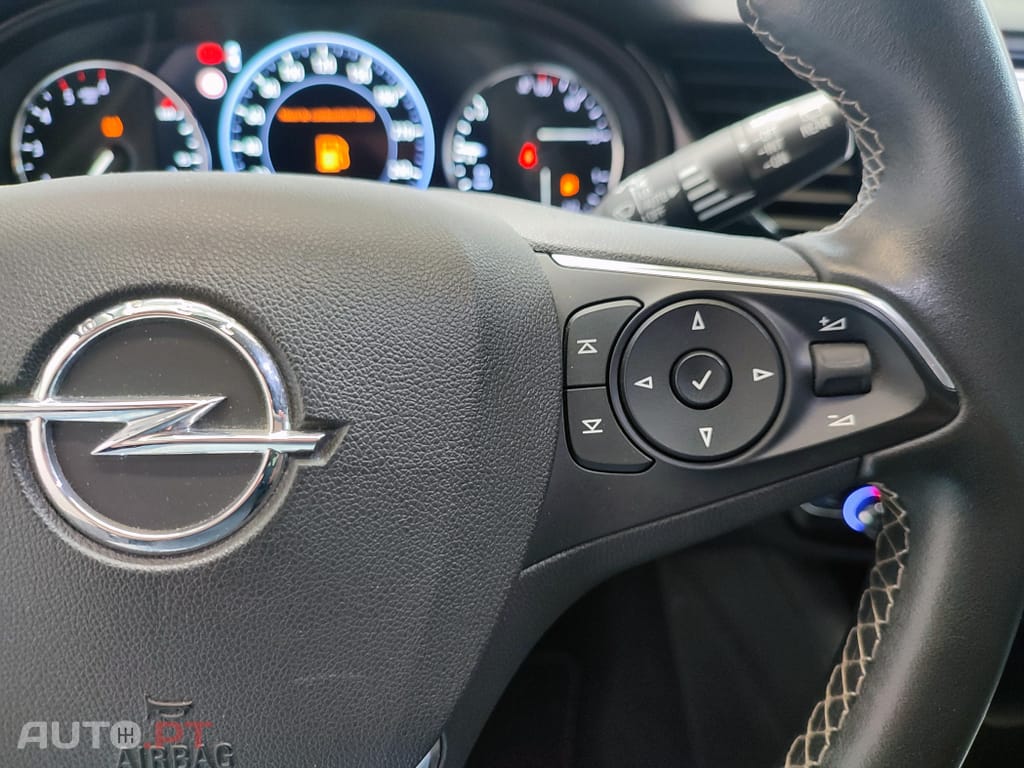 Opel Insignia 1.6 CDTI BUSINESS