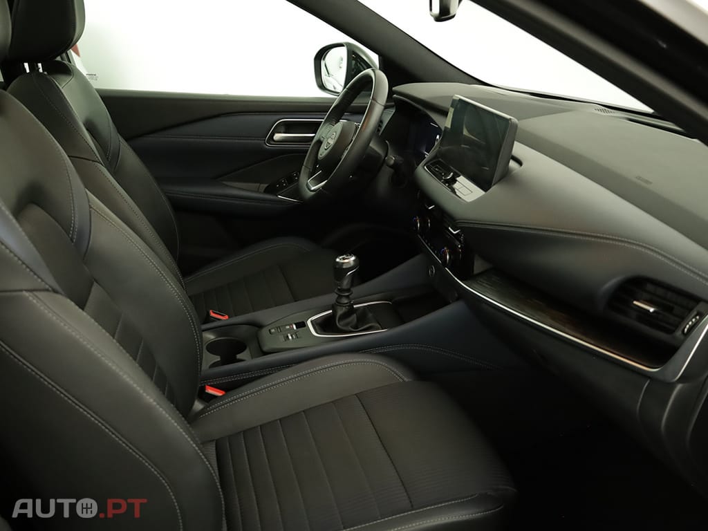 Nissan Qashqai Qashqai 1.3 DIG-T Tekna SKY