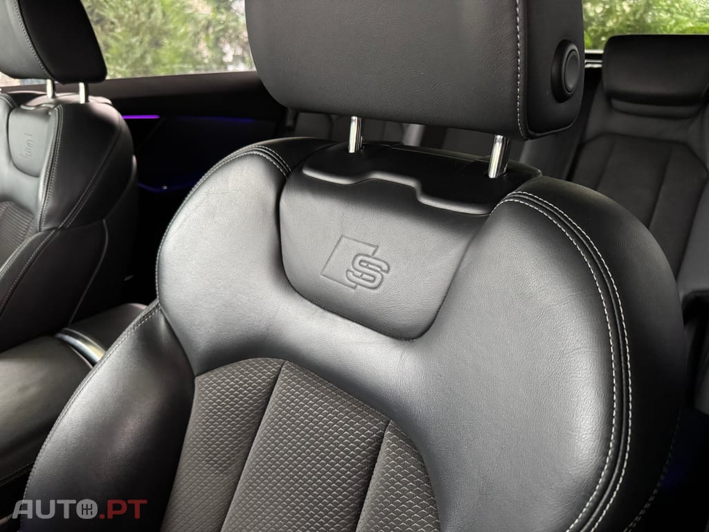 Audi Q8 50 TDI quattro Tiptronic
