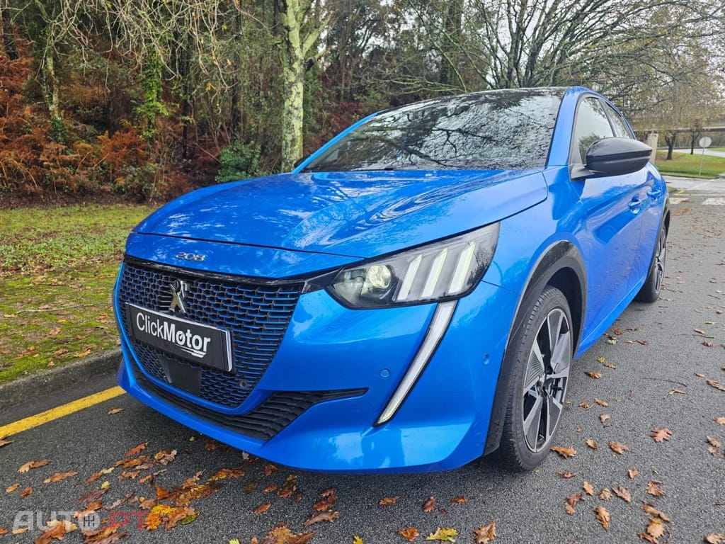 Peugeot E-208 50 kWh GT