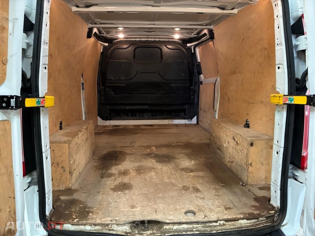 Ford Transit Custom 300 L2 2.0 EcoBlue Trend H1 Aut.