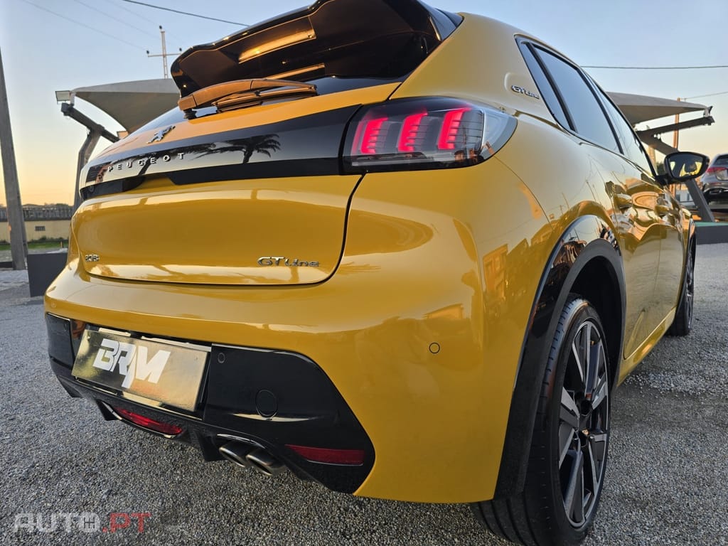 Peugeot 208 1.2 PureTech GT Line EAT8