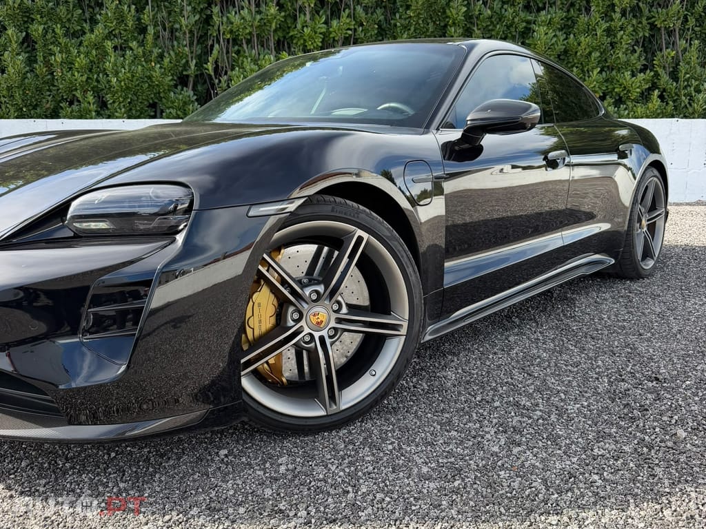 Porsche Taycan Turbo S