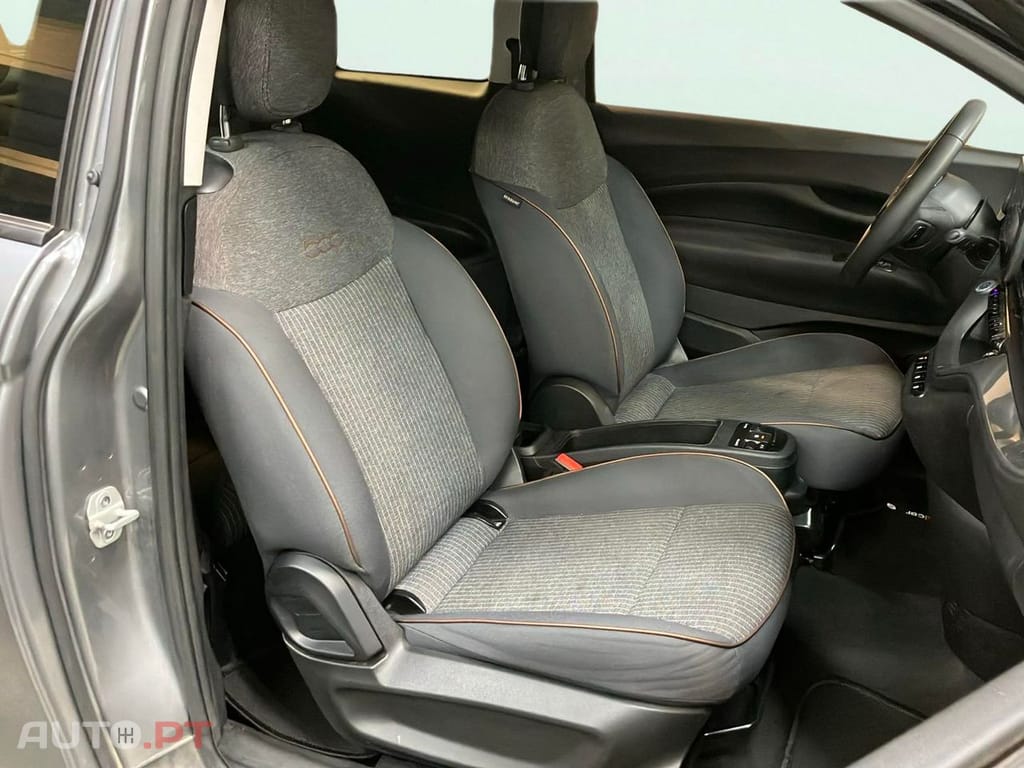Fiat 500e Icon Plus 42 KWh