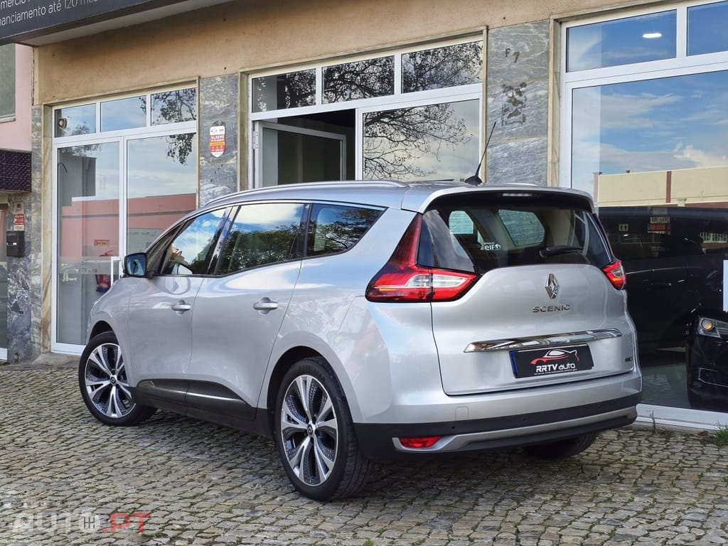Renault Grand Scénic dCi 110 FAP EDC Dynamique